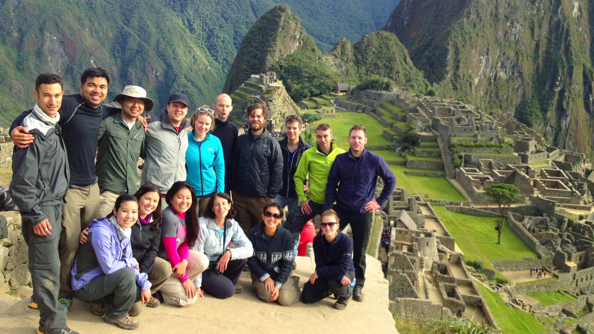 Adventure Travel - Live like a local, Healhty Living + Travel