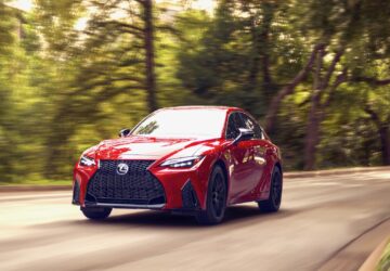 Lexus IS, Lexus launching 'Retreats in Motion', Healthy Living + Travel