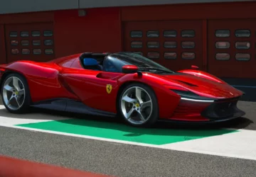 ferrari-daytona-sp3, Healthy Living + Travel