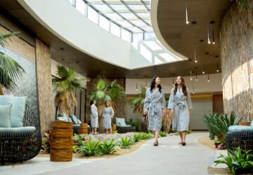 The Spa at Séc-he, Walking Ladies, Spas of America