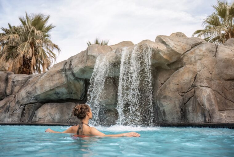 The Spa at Séc-he, Woman in Water, Spas of America