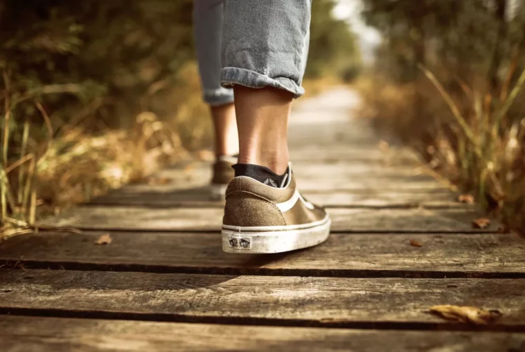 Add 11 Years to Your Life with a Simple Daily Walk, Country, Healthy Living + Travel