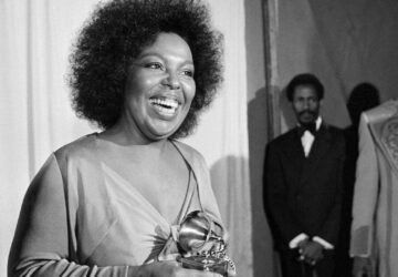 Roberta Flack, Iconic Voice Behind "Killing Me Softly," Passes Away at 88, Healthy Living +Travel